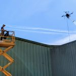 Télépilote drone sur nacelle